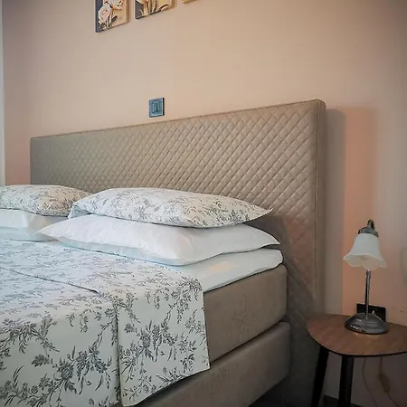 Premium Apartments Tade Funtana Apartment Funtana