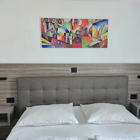 Apartment Premium Apartments Tade Funtana Funtana