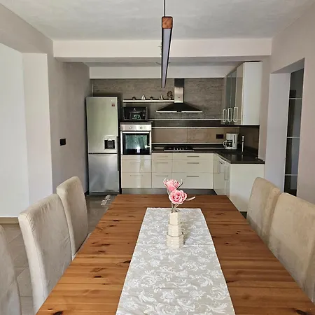 Apartment Premium Apartments Tade Funtana Funtana