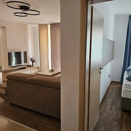 Premium Apartments Tade Funtana Apartment